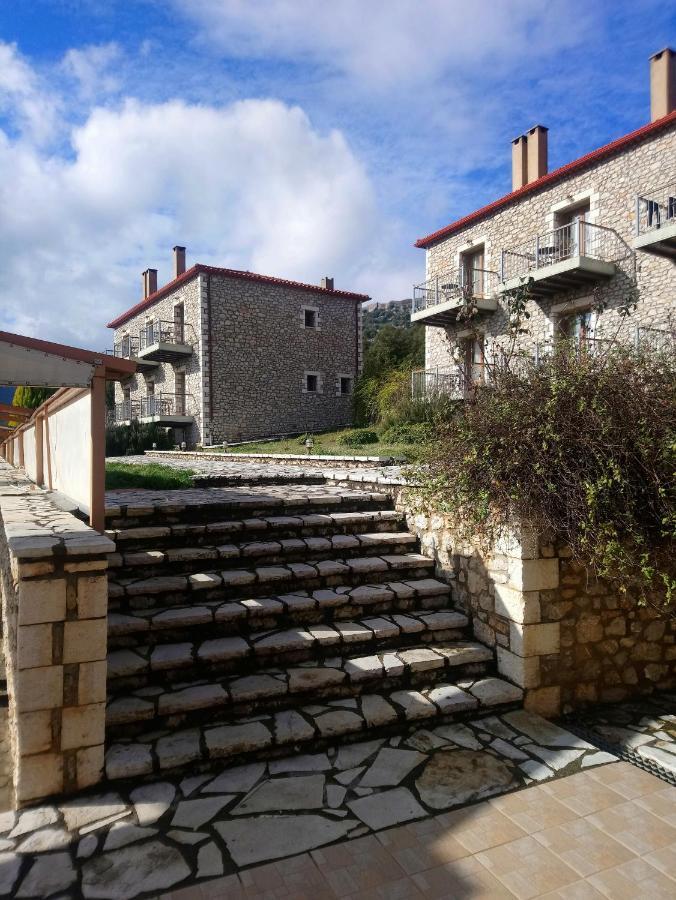 Hotel Pelasgos Каритена Экстерьер фото